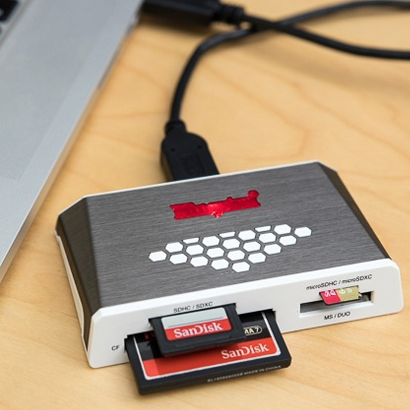 Kingston USB 3.0 High-Speed Media Card Reader - 5.0GB/s